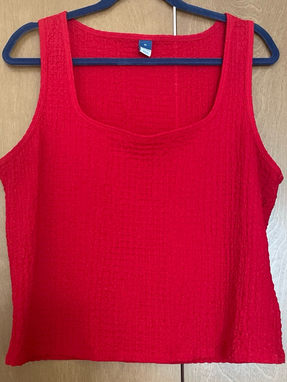 Old Navy Red Textured Scoop Tank Top
